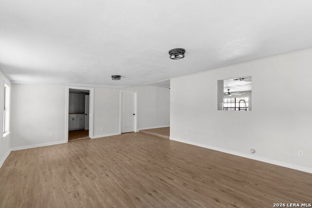 Image 10 of 33 For 4426 Newcome Dr