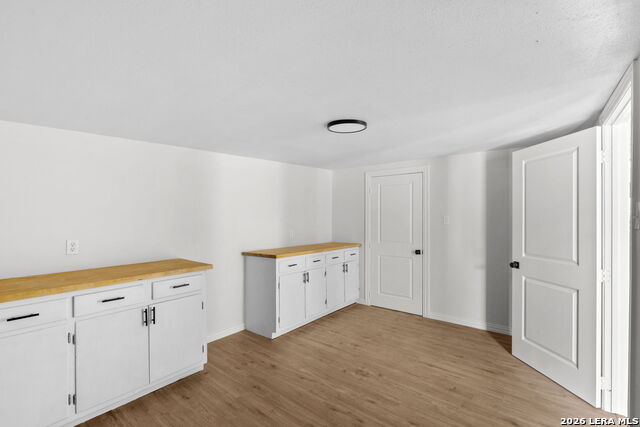 Image 11 of 33 For 4426 Newcome Dr