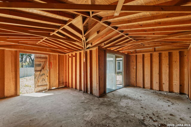 Image 22 of 33 For 4426 Newcome Dr