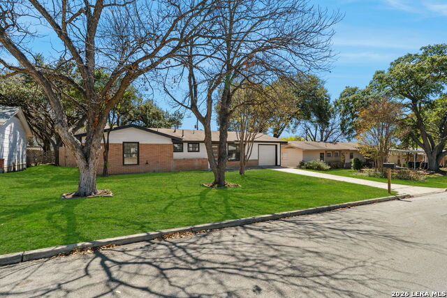 Image 23 of 33 For 4426 Newcome Dr