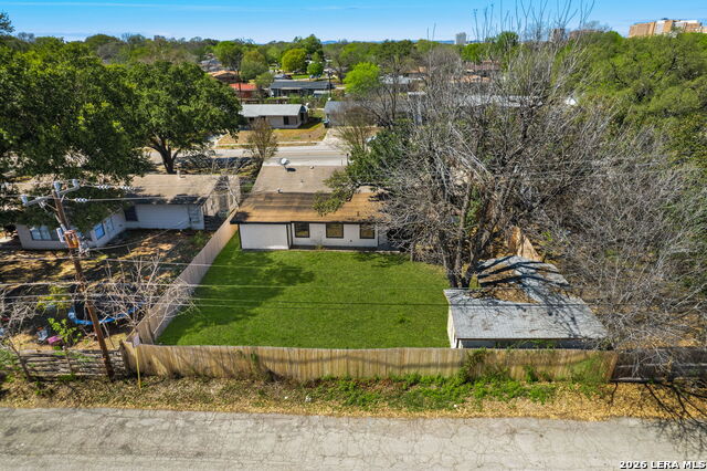 Image 28 of 33 For 4426 Newcome Dr