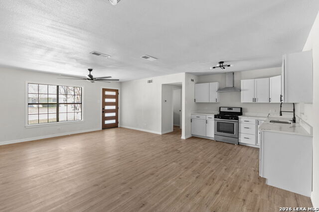 Image 7 of 33 For 4426 Newcome Dr