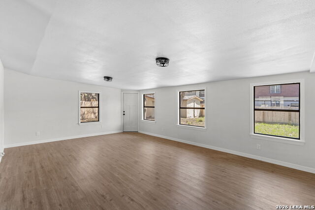 Image 9 of 33 For 4426 Newcome Dr