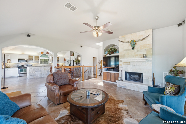 Image 2 of 38 For 1701 Charter Oak