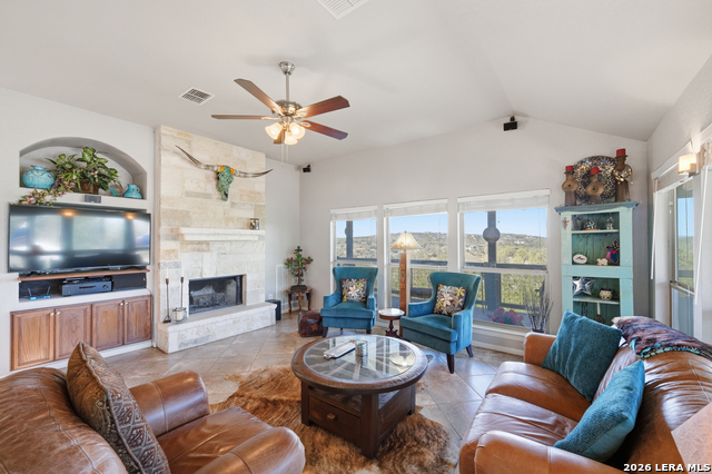 Image 3 of 38 For 1701 Charter Oak