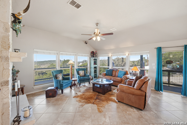 Image 4 of 38 For 1701 Charter Oak