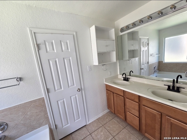 Image 13 of 25 For 7530 Elegante Way