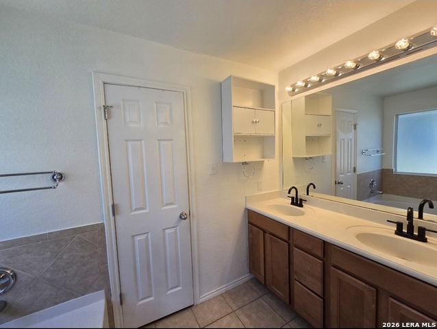 Image 23 of 25 For 7530 Elegante Way