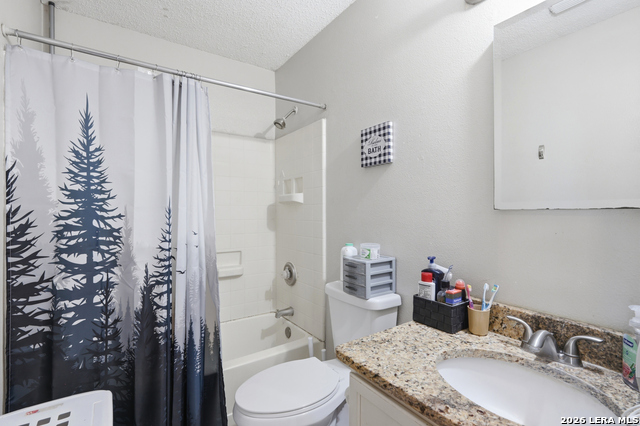 Image 5 of 15 For 3518 Cameron Springs