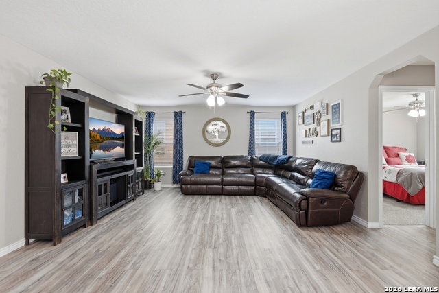 Image 11 of 36 For 10922 Livewater