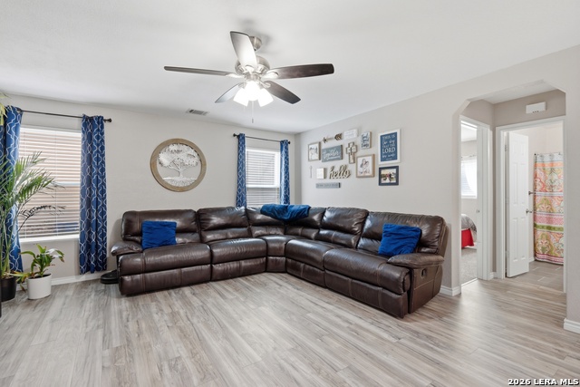 Image 12 of 36 For 10922 Livewater