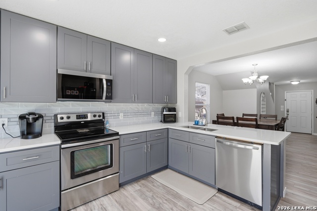 Image 13 of 36 For 10922 Livewater