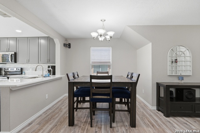 Image 7 of 36 For 10922 Livewater