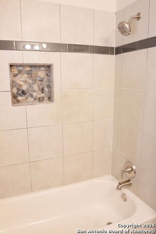 Image 12 of 29 For 4618 Neer  