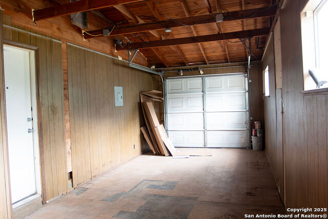 Image 27 of 29 For 4618 Neer  