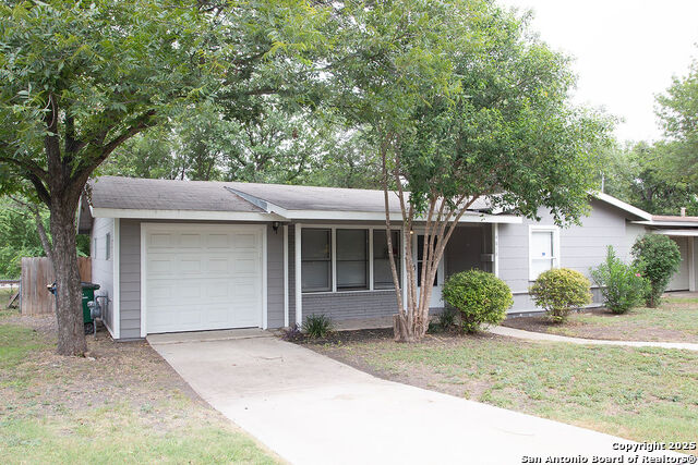 Image 3 of 29 For 4618 Neer  