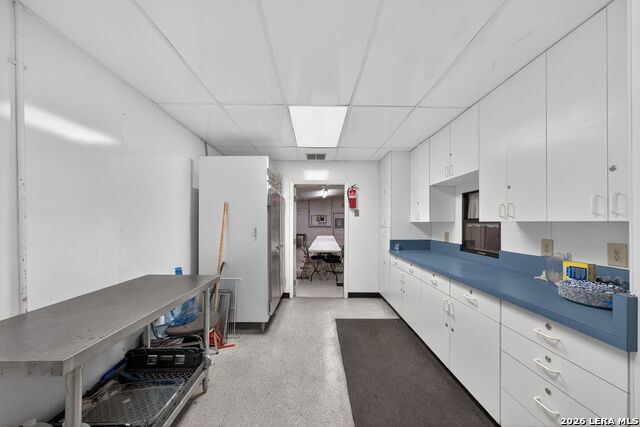 Listing photo id 14 for 9721 Braun  