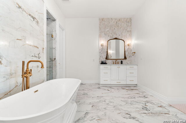 Image 18 of 41 For 23706 High Garden