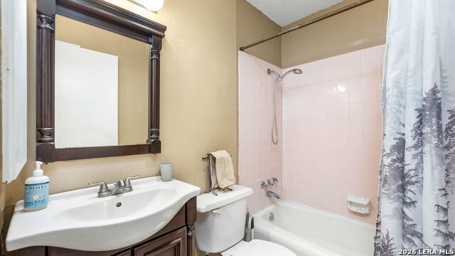 Image 15 of 26 For 1702 Ann Arbor