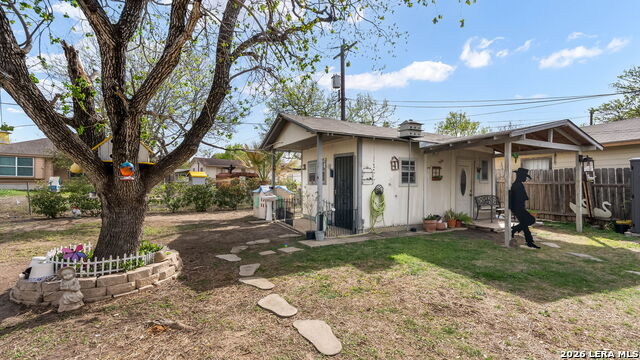 Image 23 of 26 For 1702 Ann Arbor