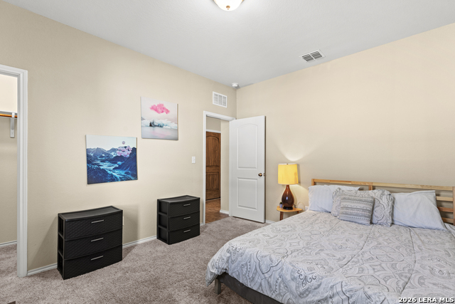 Listing photo id 16 for 2818 Ridge Berry Rd.