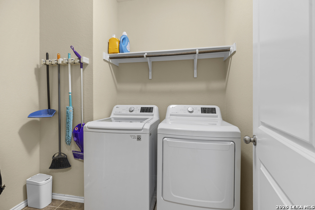 Listing photo id 22 for 2818 Ridge Berry Rd.