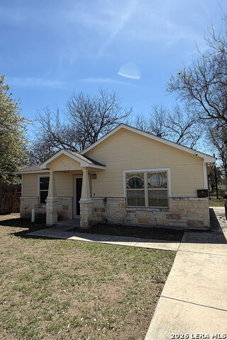 Image 28 of 32 For 220 Hansford