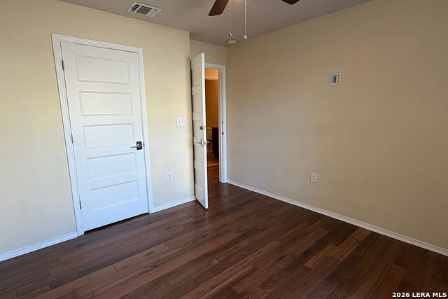 Image 7 of 32 For 220 Hansford