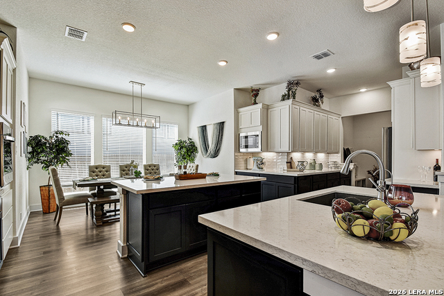 Image 12 of 45 For 422 Corwin  