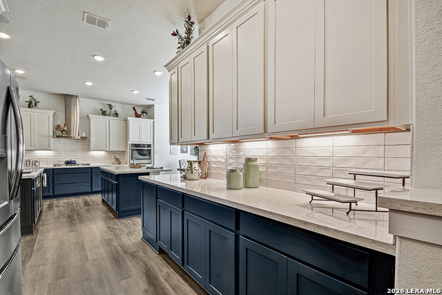 Image 19 of 45 For 422 Corwin  