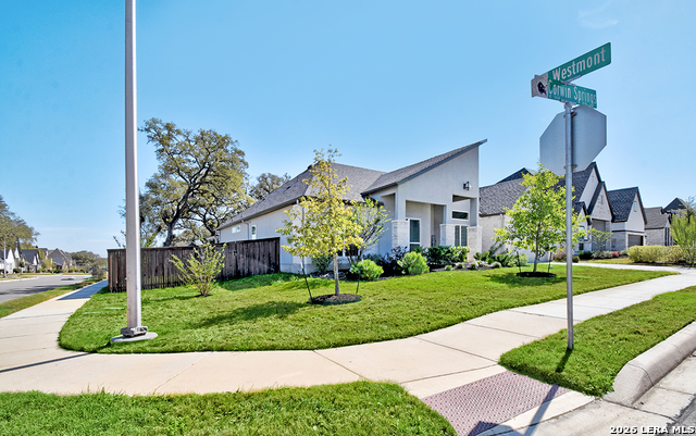 Image 2 of 45 For 422 Corwin  