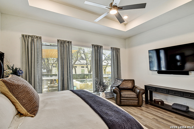 Image 33 of 45 For 422 Corwin  