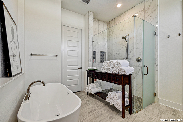 Image 35 of 45 For 422 Corwin  