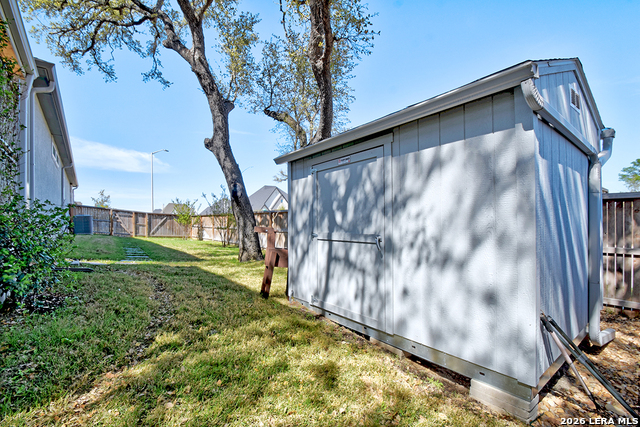 Image 44 of 45 For 422 Corwin  