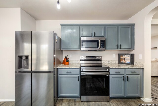 Image 3 of 22 For 6914 Caribou