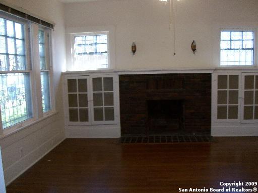 Image 14 of 17 For 120 Delaware St