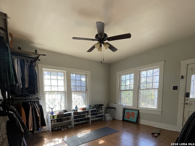 Image 7 of 17 For 120 Delaware St