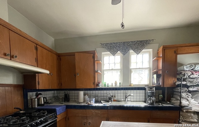 Image 9 of 17 For 120 Delaware St