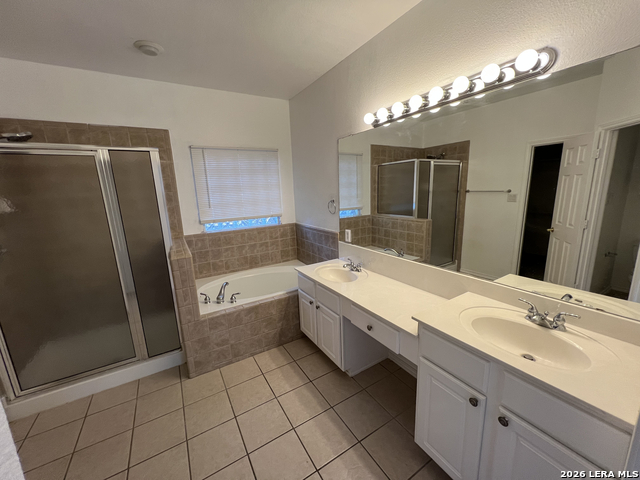 Listing photo id 8 for 30 Amber Forest