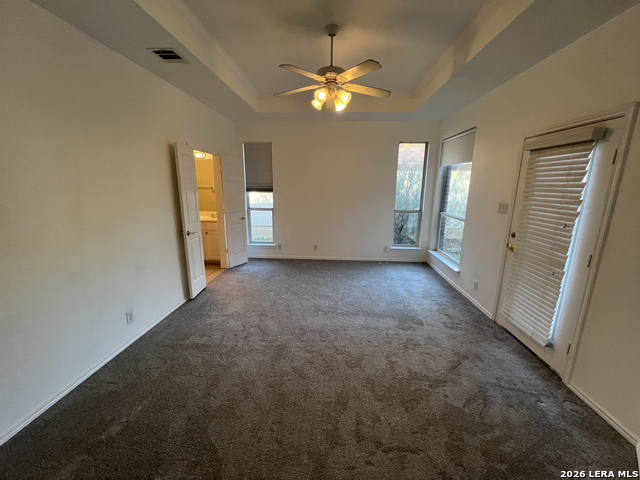 Listing photo id 10 for 30 Amber Forest