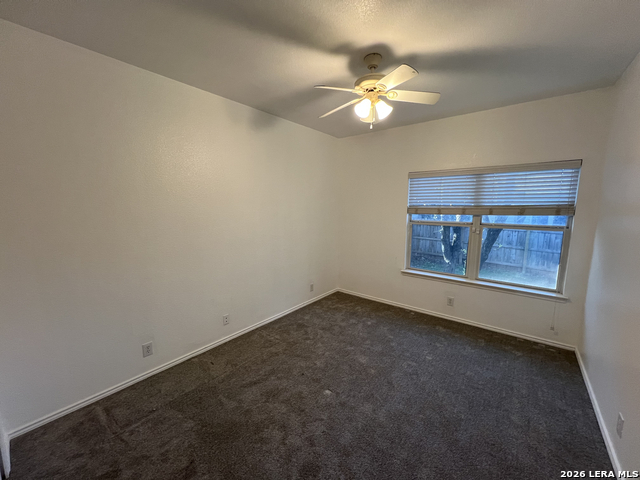 Listing photo id 12 for 30 Amber Forest