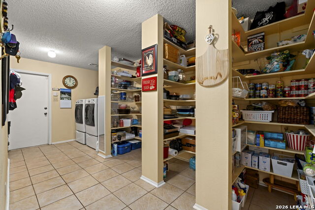 Image 11 of 21 For 7639 Stone Crop Ln.