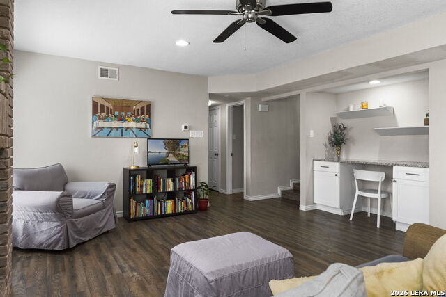 Image 20 of 38 For 9318 Jorwoods