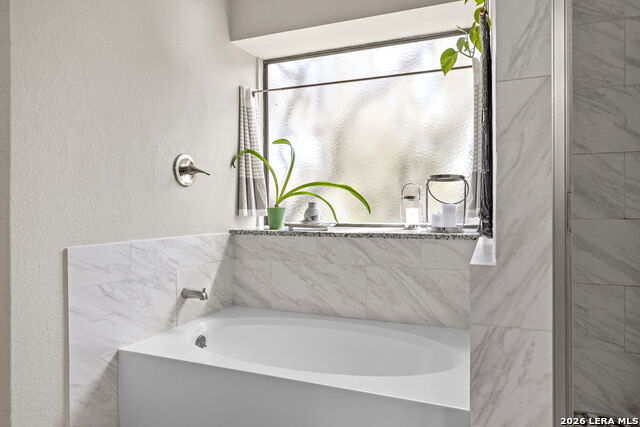 Image 31 of 38 For 9318 Jorwoods