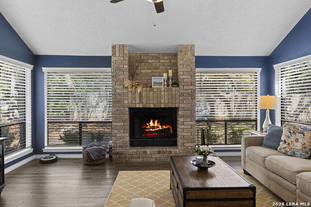 Image 5 of 38 For 9318 Jorwoods