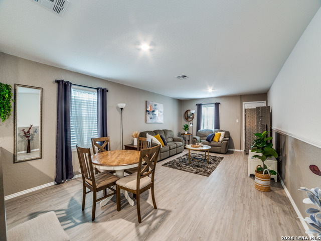 Image 3 of 12 For 7623 Parish  