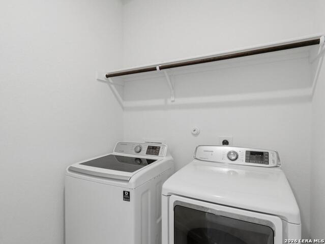 Image 26 of 28 For 12914 Rosemary Bnd