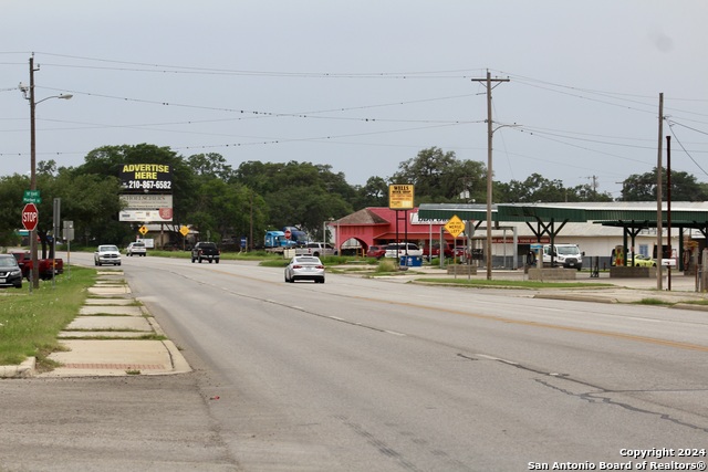 Image 10 of 13 For 707 Commerce