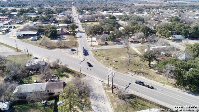 Image 6 of 13 For 707 Commerce