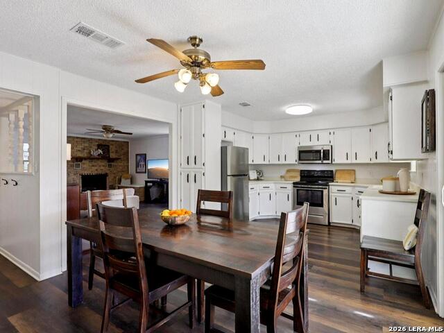 Image 13 of 51 For 127 Cedar Tree Ln